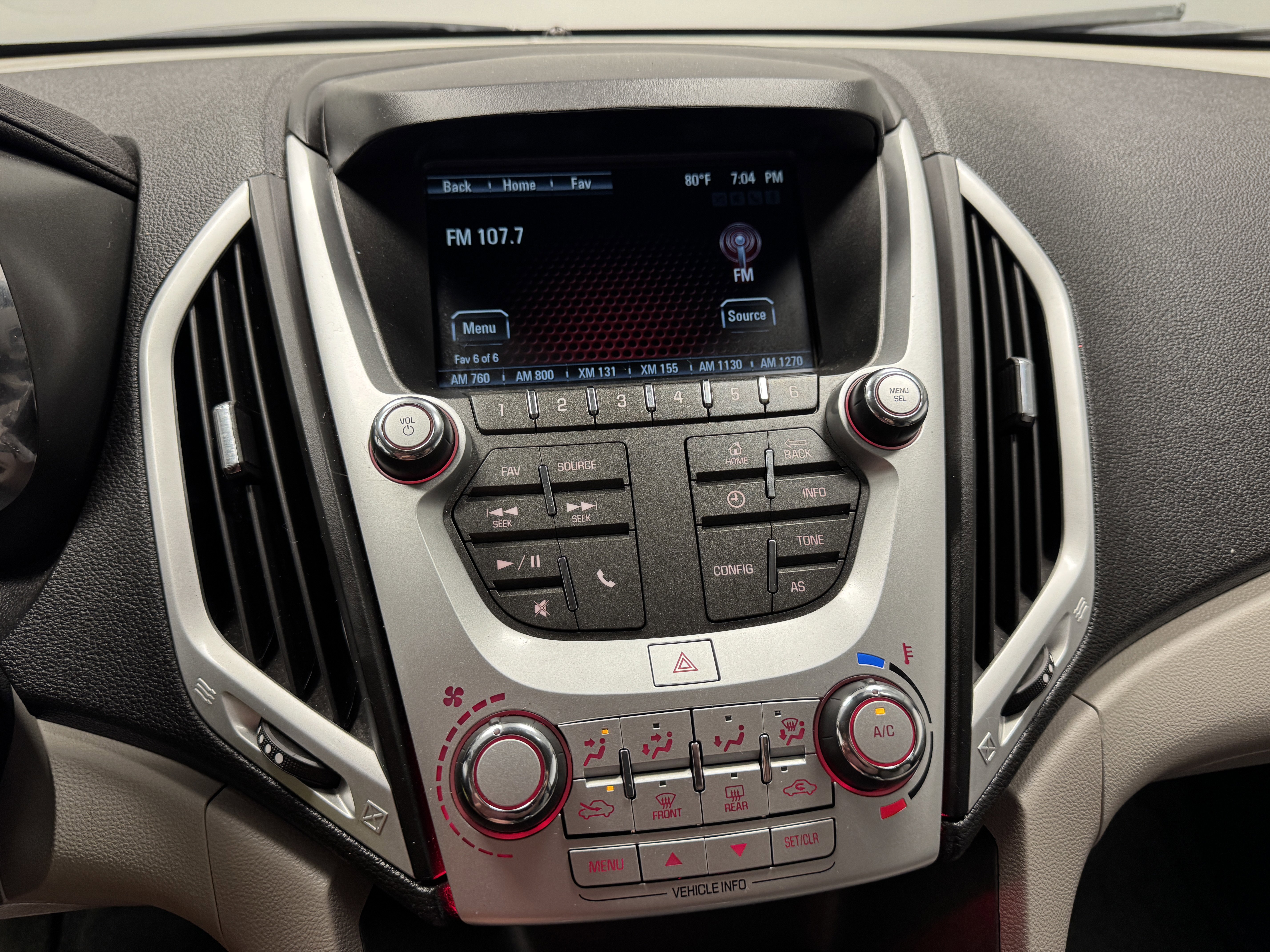 Used 2017 GMC Terrain SLE image 21