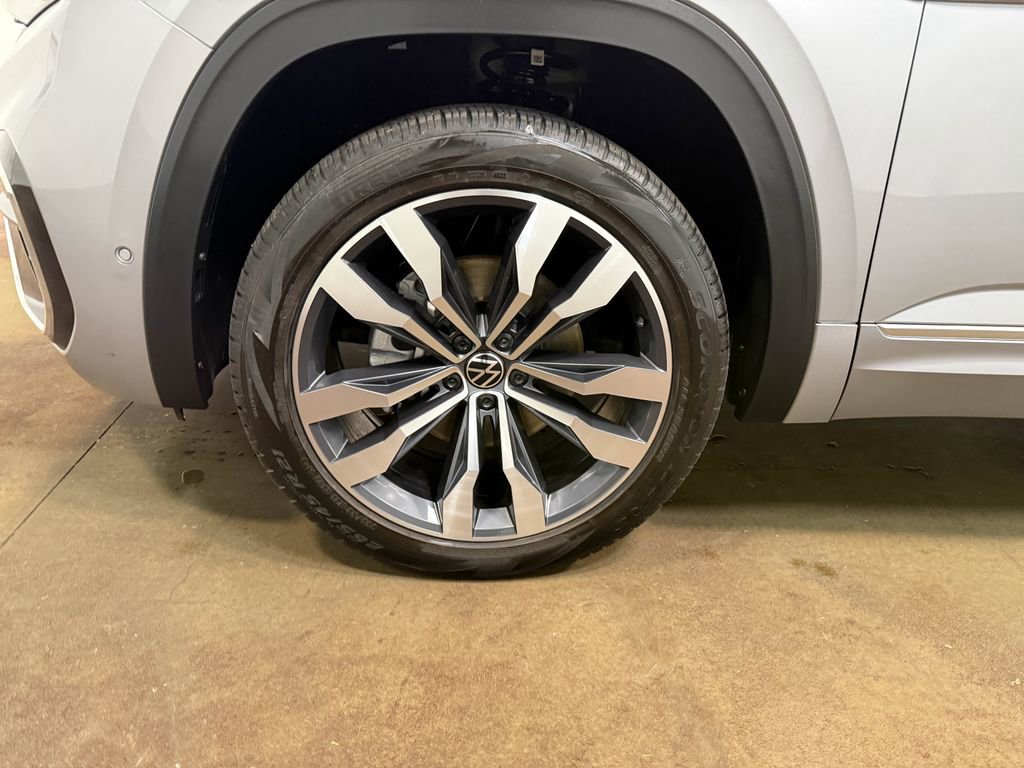 Used 2023 Volkswagen Atlas Cross Sport SEL Premium R-Line image 89