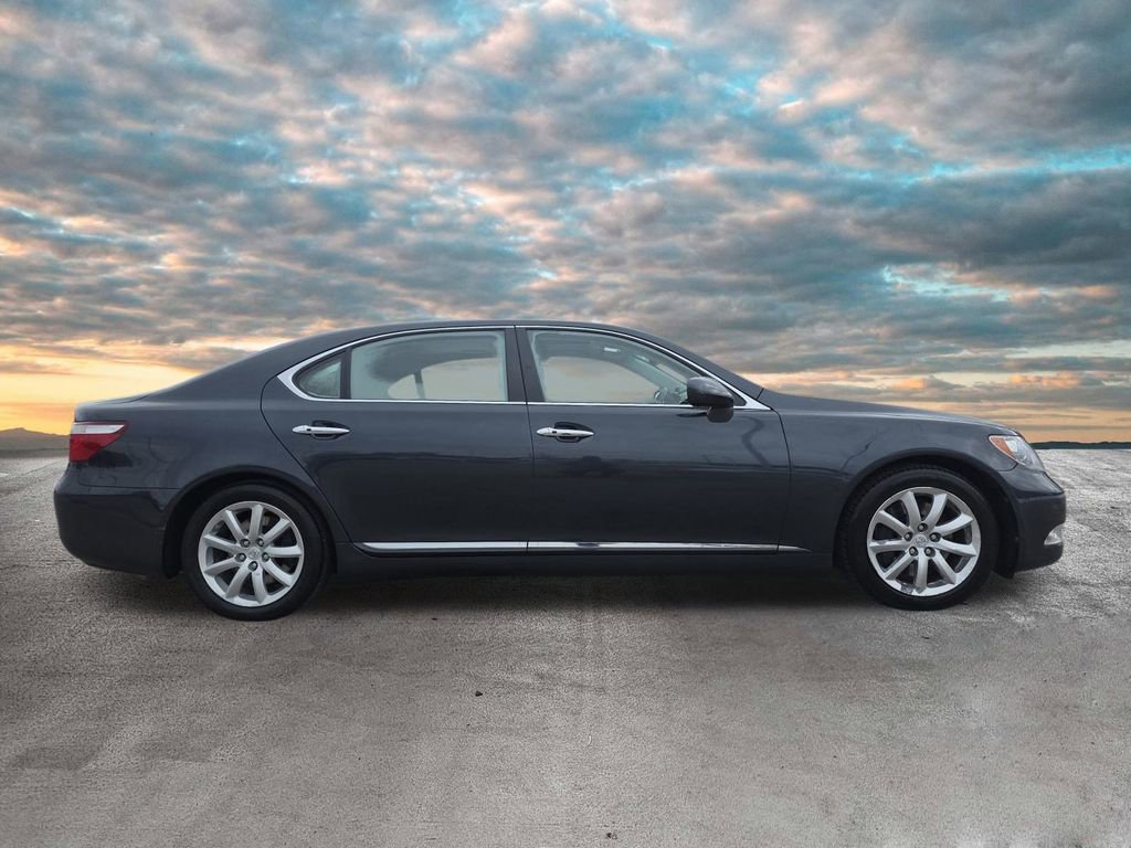 Used 2009 Lexus LS 460 L image 9