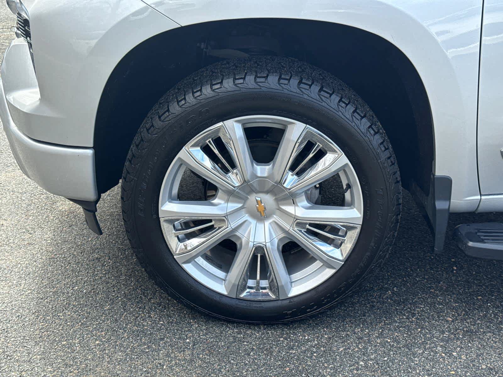 Used 2022 Chevrolet Silverado 1500 High Country AWD/4WD image 11