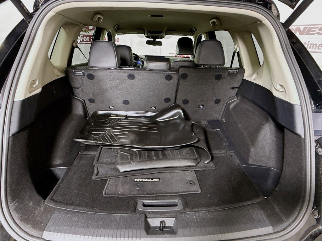 Certified 2024 Nissan Rogue SL image 29