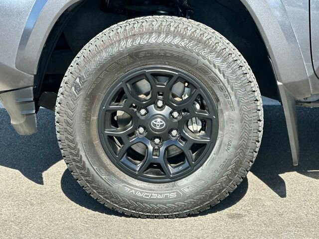 Used 2022 Toyota Tacoma SR5 image 31