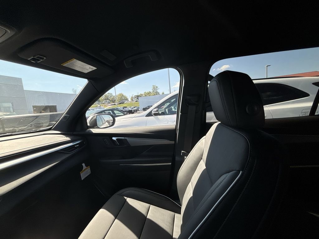 New 2026 Buick Enclave Preferred w/ Power Package image 10
