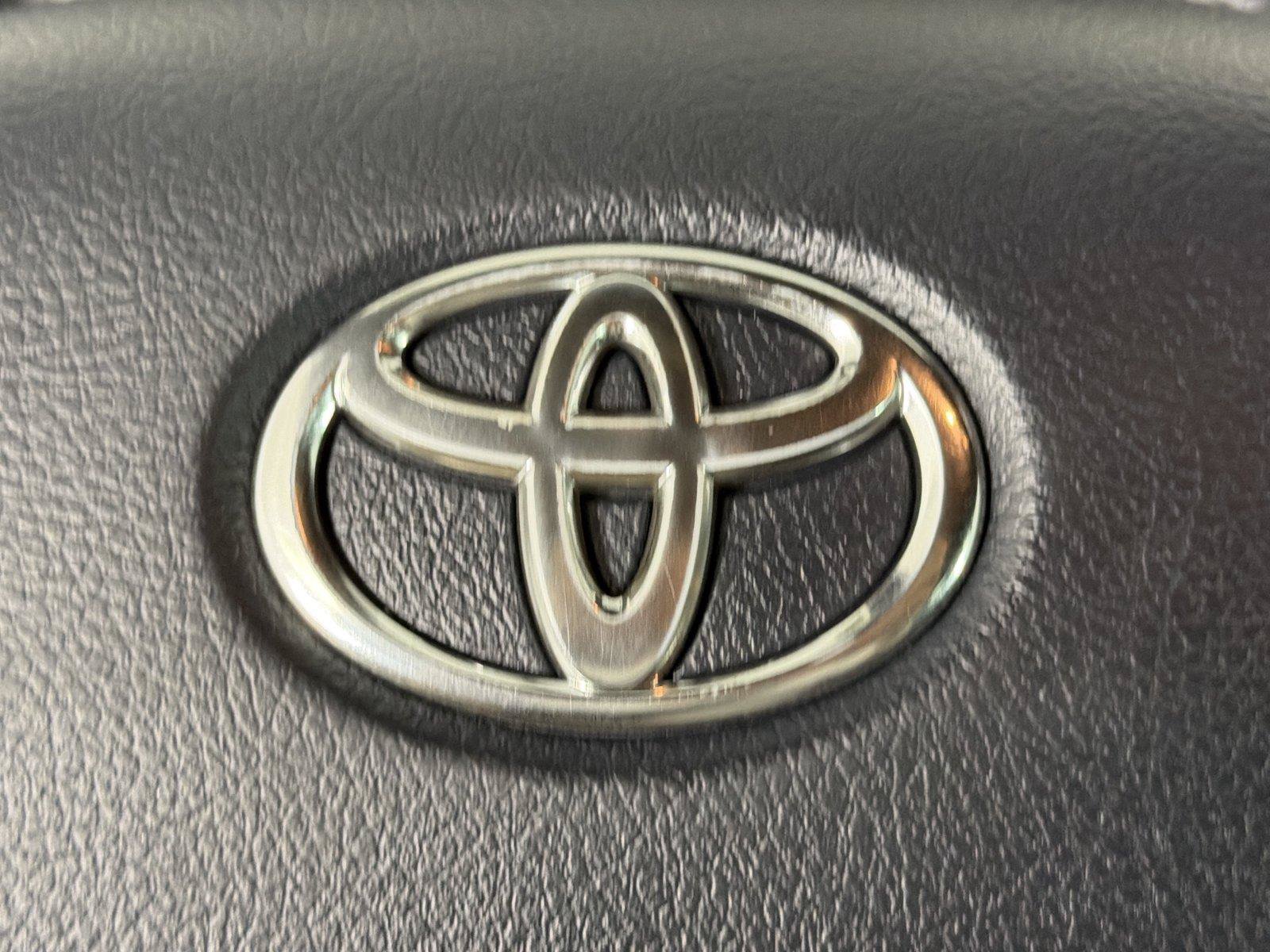 Used 2018 Toyota Tacoma TRD Sport RWD image 22