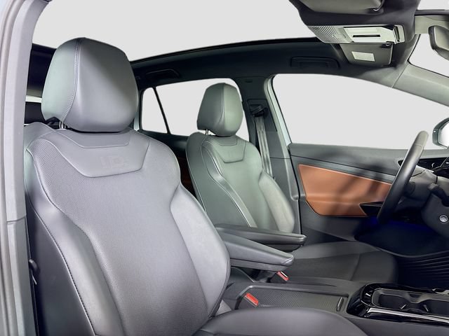 Certified 2022 Volkswagen ID.4 Pro S AWD/4WD image 32