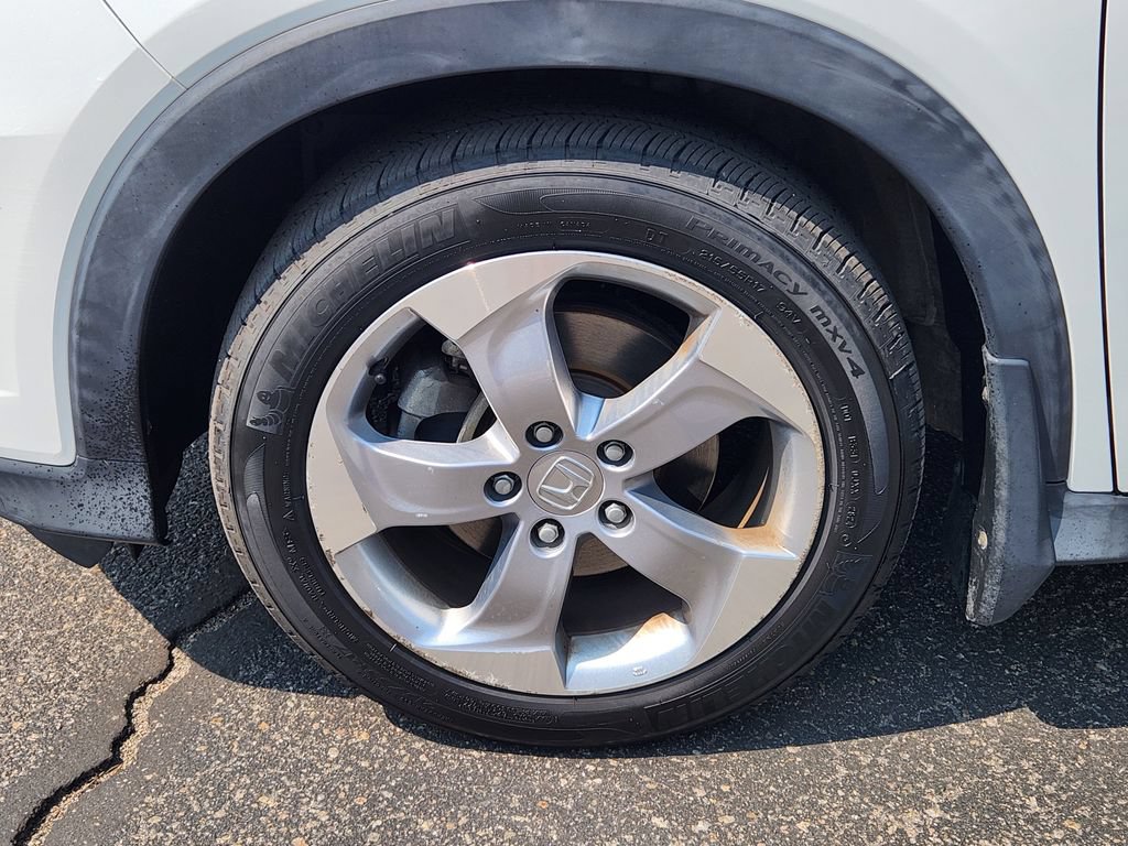 Used 2017 Honda HR-V EX image 9