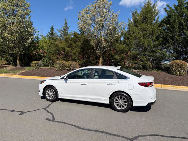 Used 2018 Hyundai Sonata SE FWD image 4