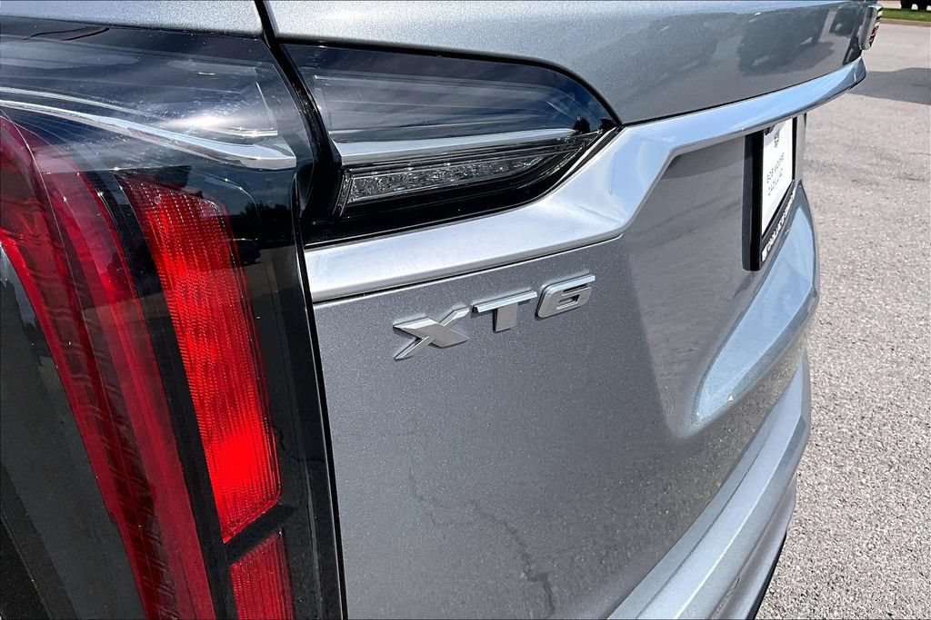 Certified 2025 Cadillac XT6 Sport w/ Platinum Package AWD/4WD image 32