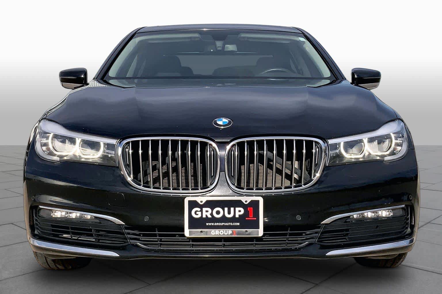 Used 2018 BMW 740i RWD image 4