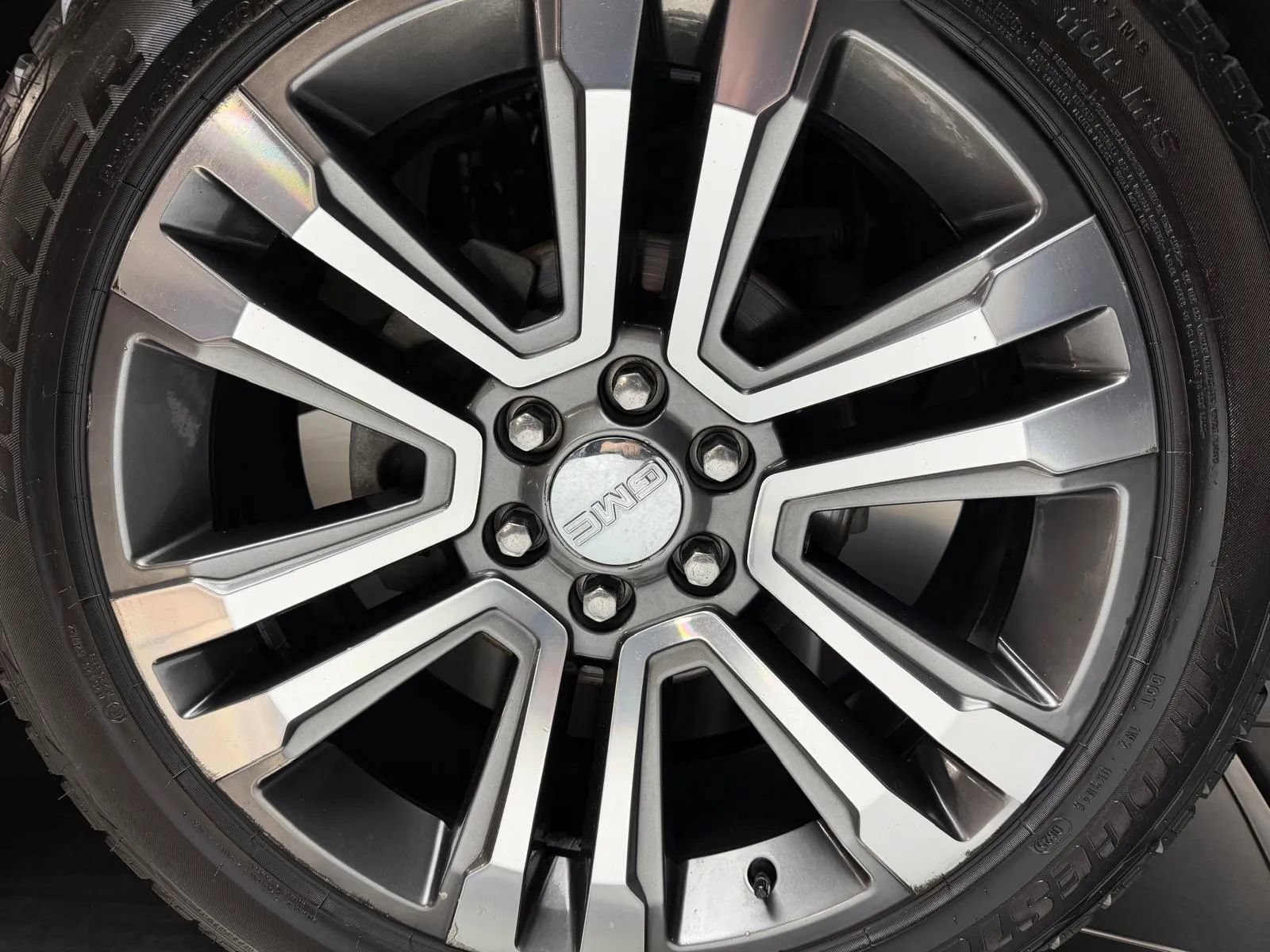 Used 2017 GMC Yukon XL Denali w/ Open Road Package AWD/4WD image 8