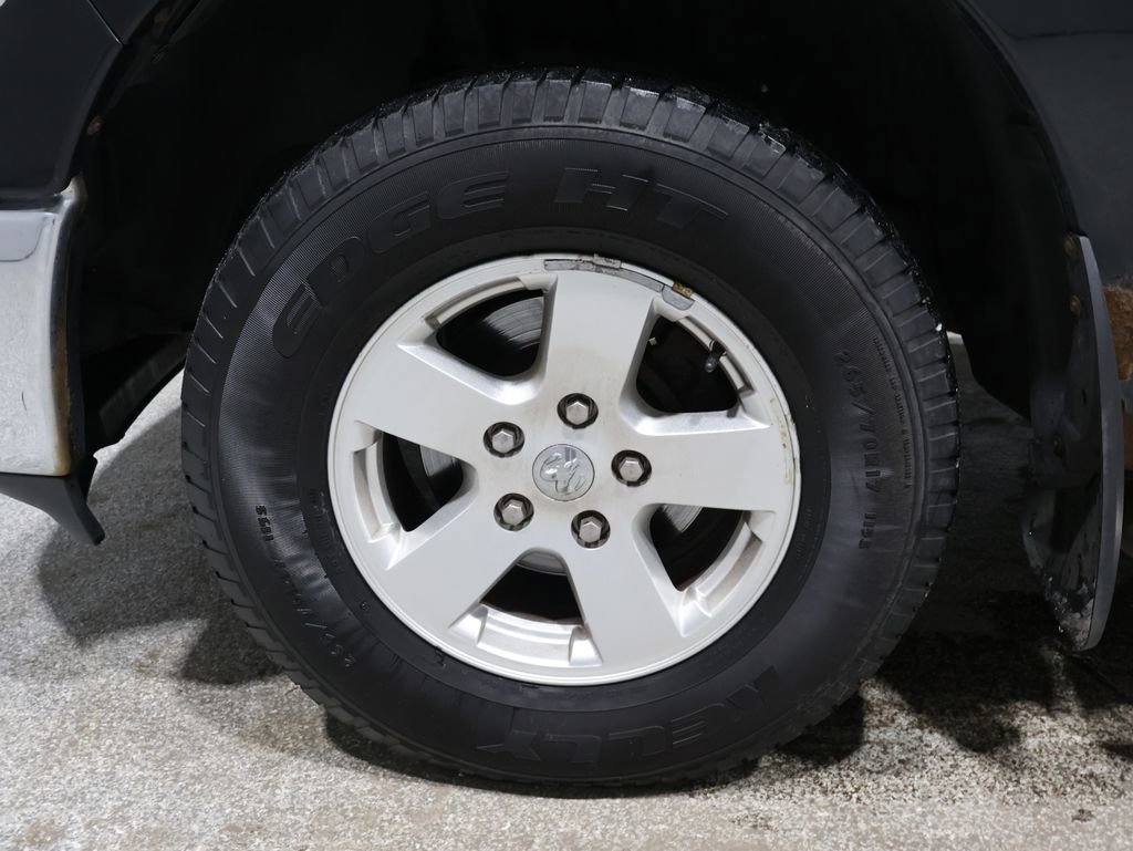 Used 2011 RAM 1500 Classic SLT image 9