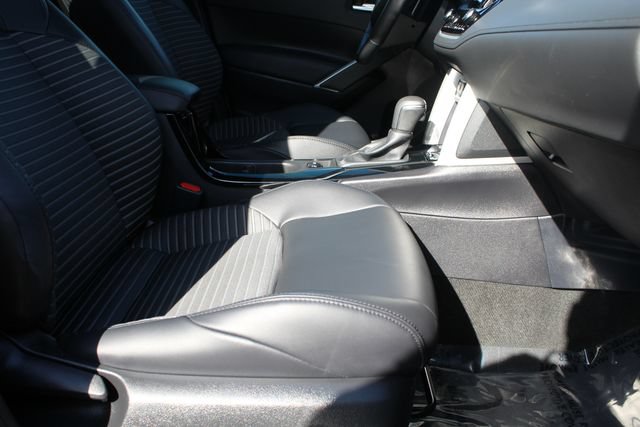 Certified 2024 Toyota Corolla Cross AWD Hybrid w/ Convenience Package image 18