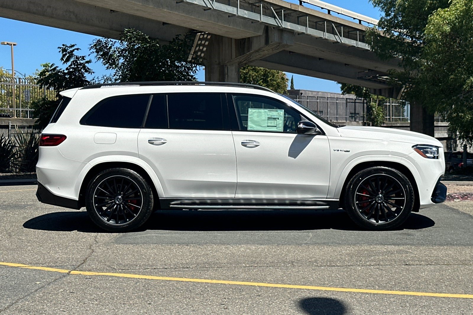 New 2026 Mercedes-Benz GLS 63 AMG 4MATIC image 8