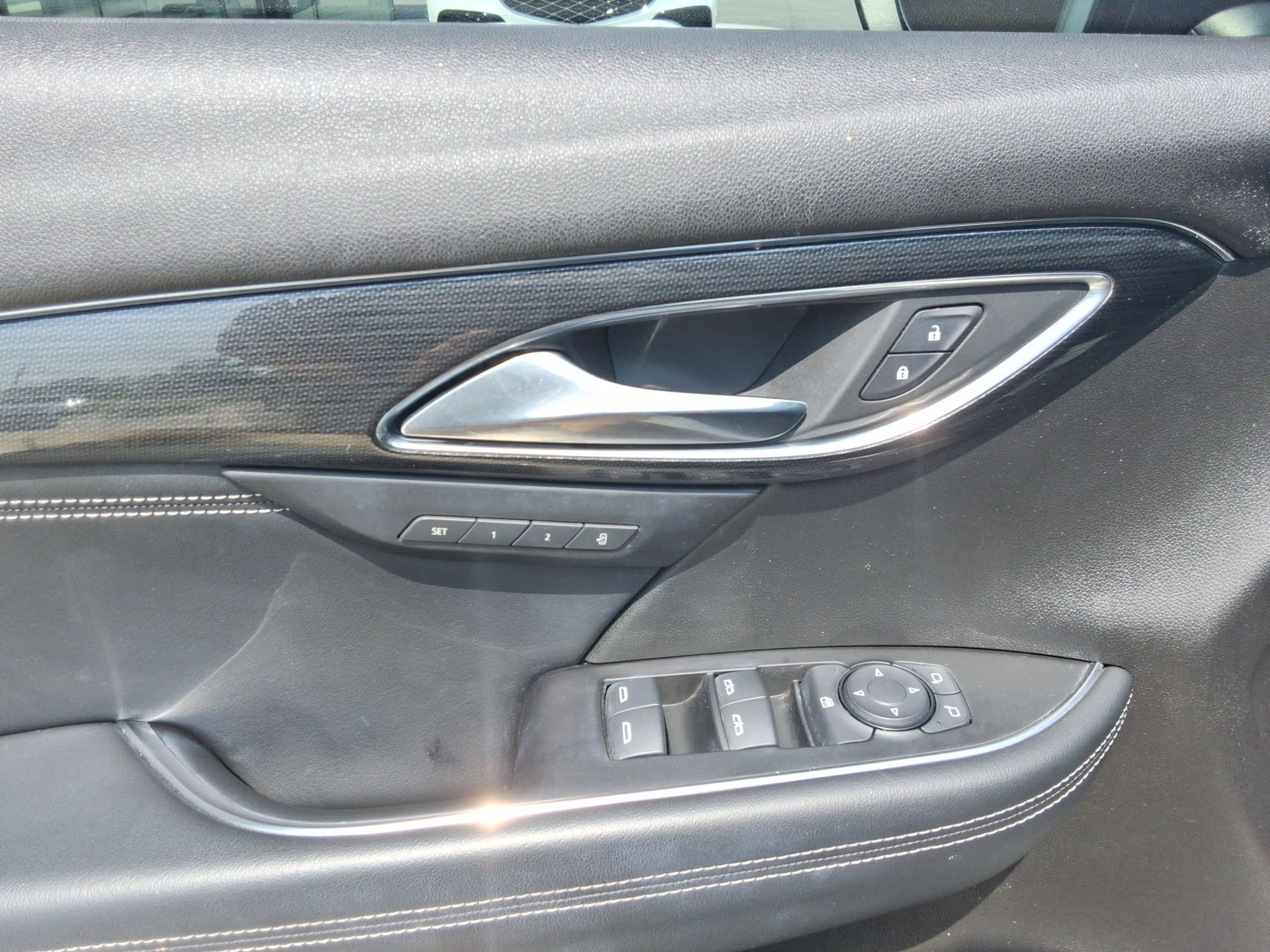 Used 2023 Buick Envision Essence w/ Sport Touring Package FWD image 21