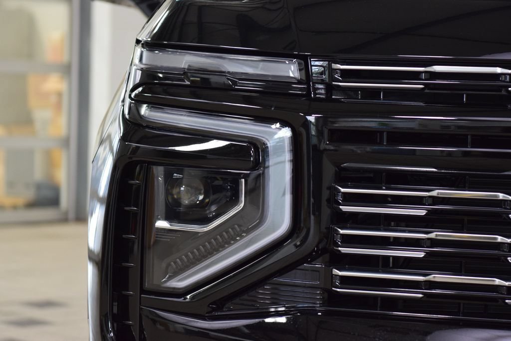 New 2026 Chevrolet Suburban High Country AWD/4WD image 12