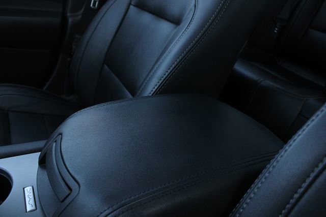 Used 2018 Ford Taurus SEL w/ Equipment Group 201A FWD image 17