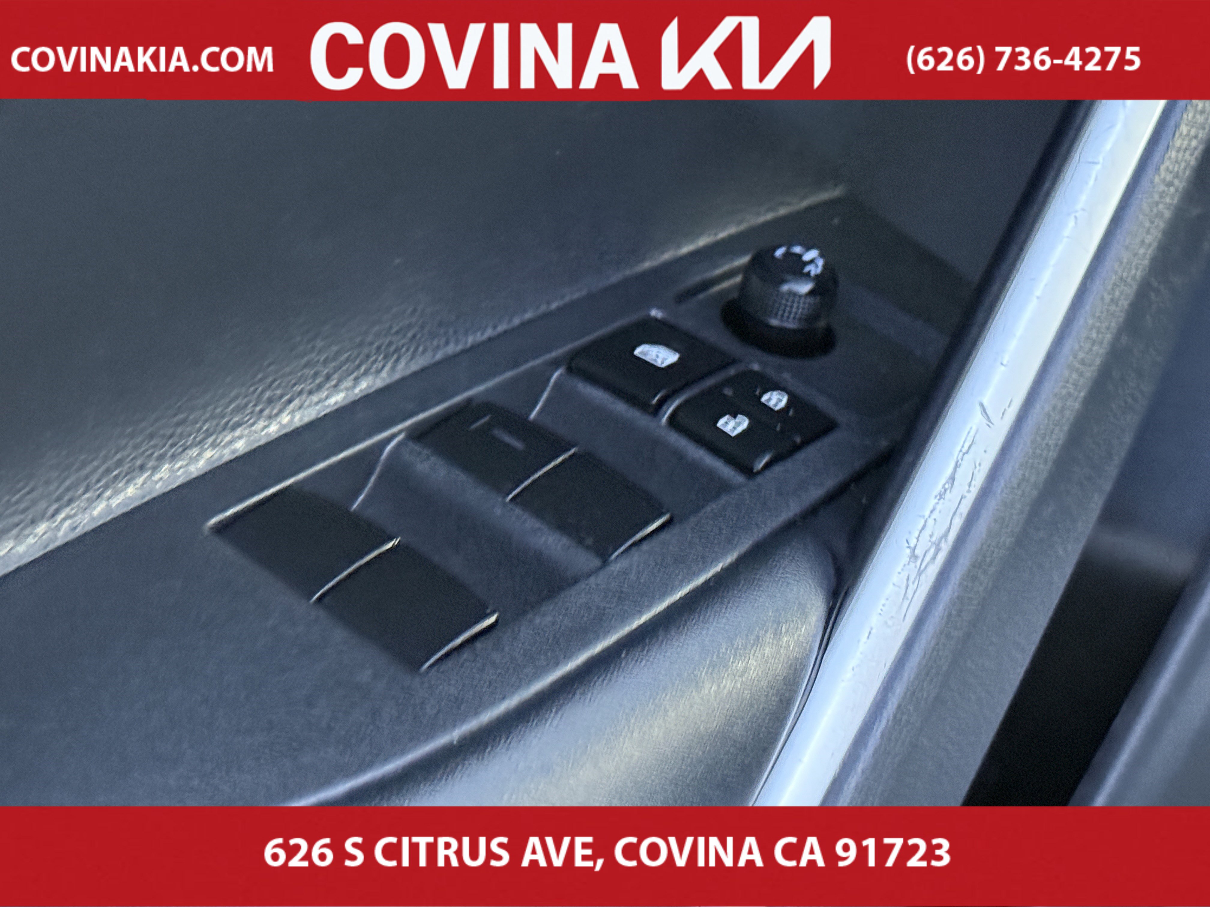 Used 2024 Toyota Corolla Cross L image 13