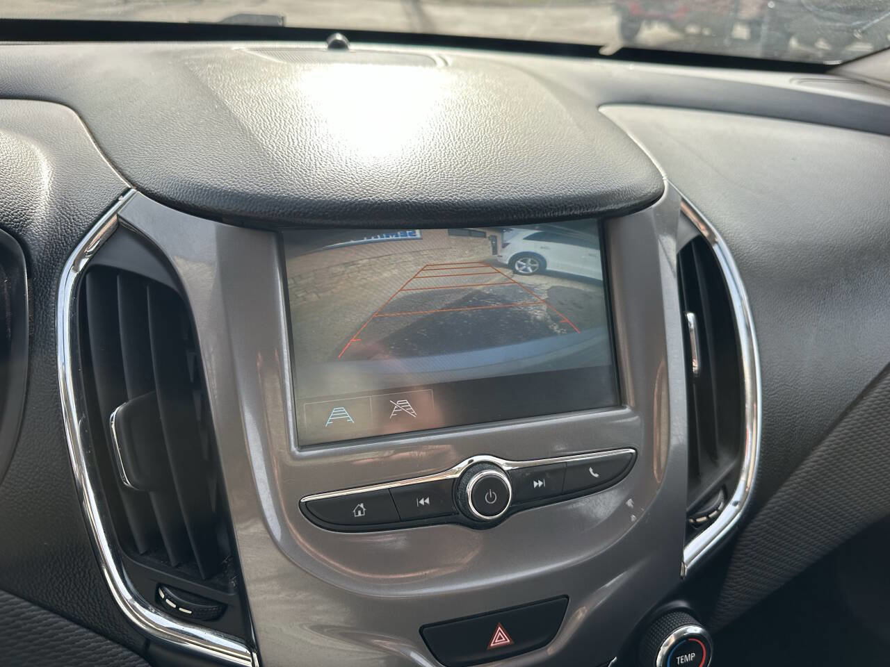 Used 2016 Chevrolet Cruze LT w/ Convenience Package image 15