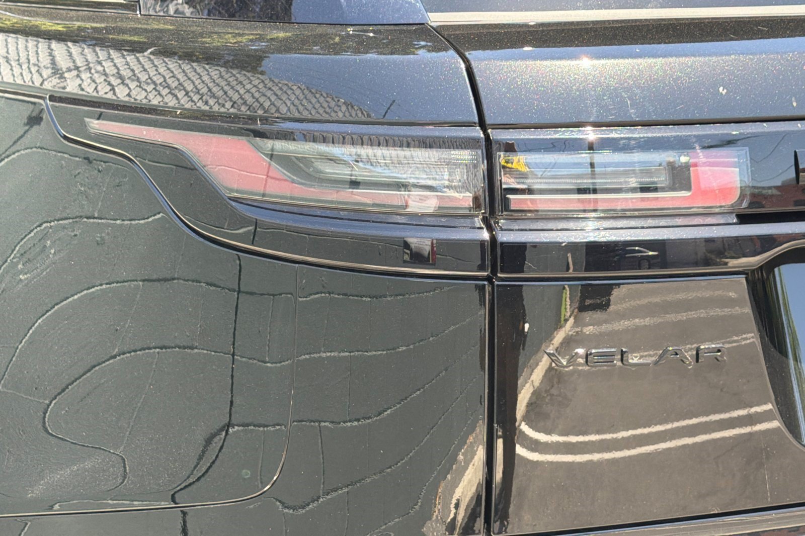 Certified 2026 Land Rover Range Rover Velar Dynamic SE AWD/4WD image 30