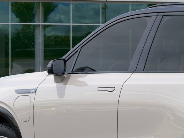 New 2027 Cadillac Vistiq Sport w/ LPO, Floor Liner Package AWD/4WD image 12