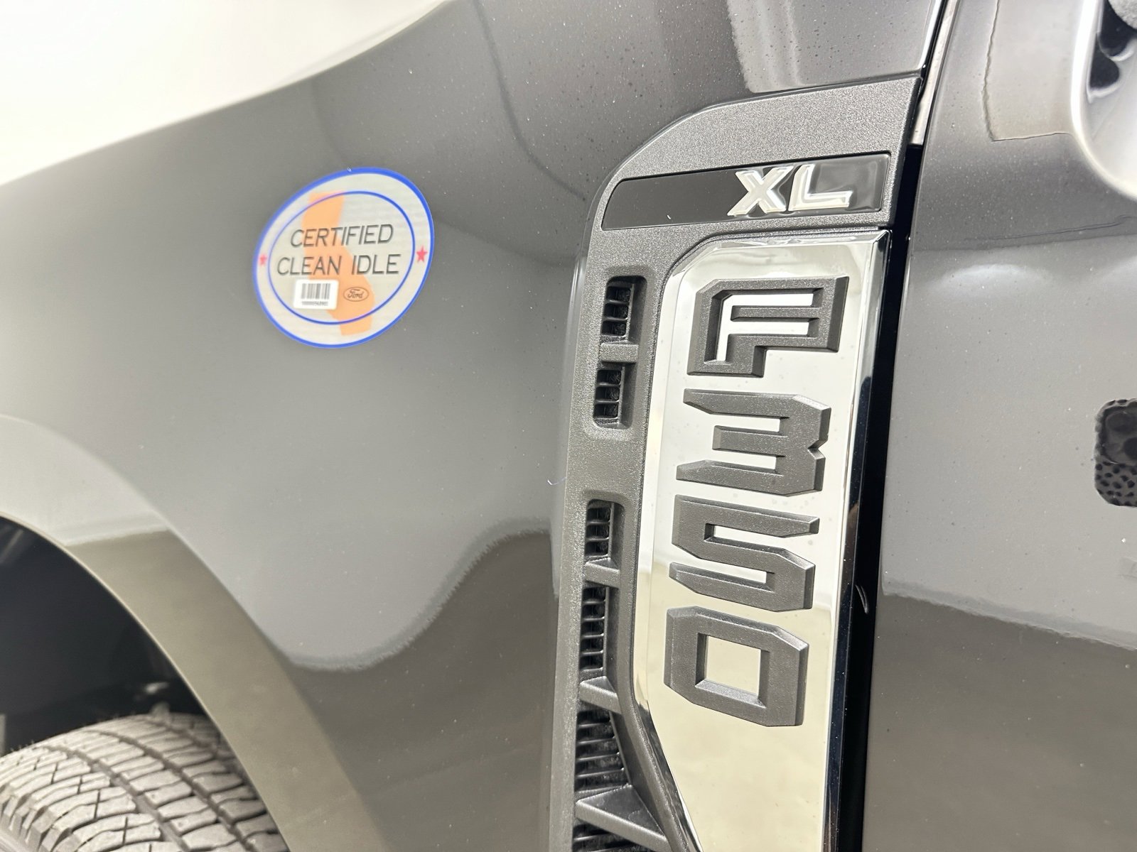 New 2025 Ford F350 XL w/ XL Chrome Package image 5