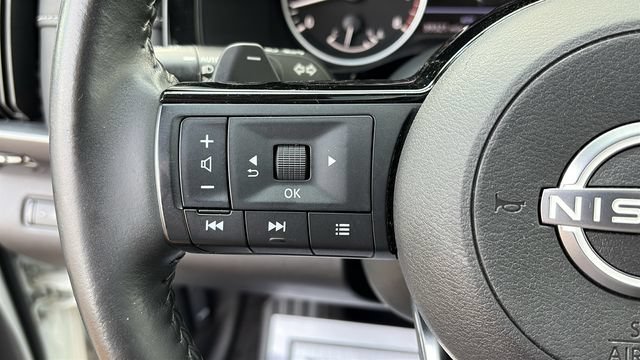 Certified 2024 Nissan Pathfinder SL w/ SL Premium Package AWD/4WD image 14