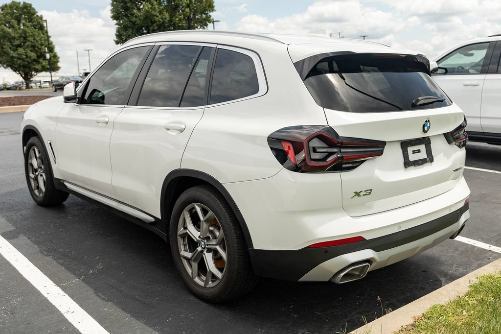 Used 2024 BMW X3 xDrive30i w/ Premium Package AWD/4WD image 2