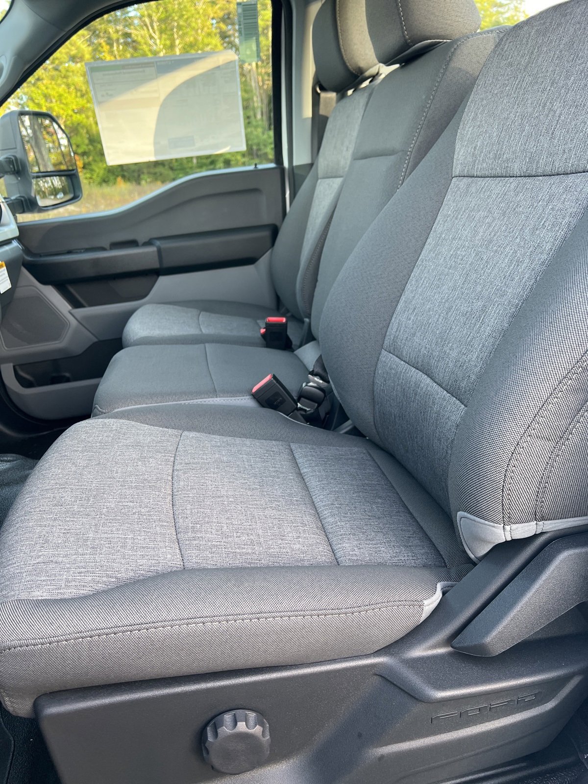 New 2026 Ford F350 4x4 Regular Cab Super Duty image 15