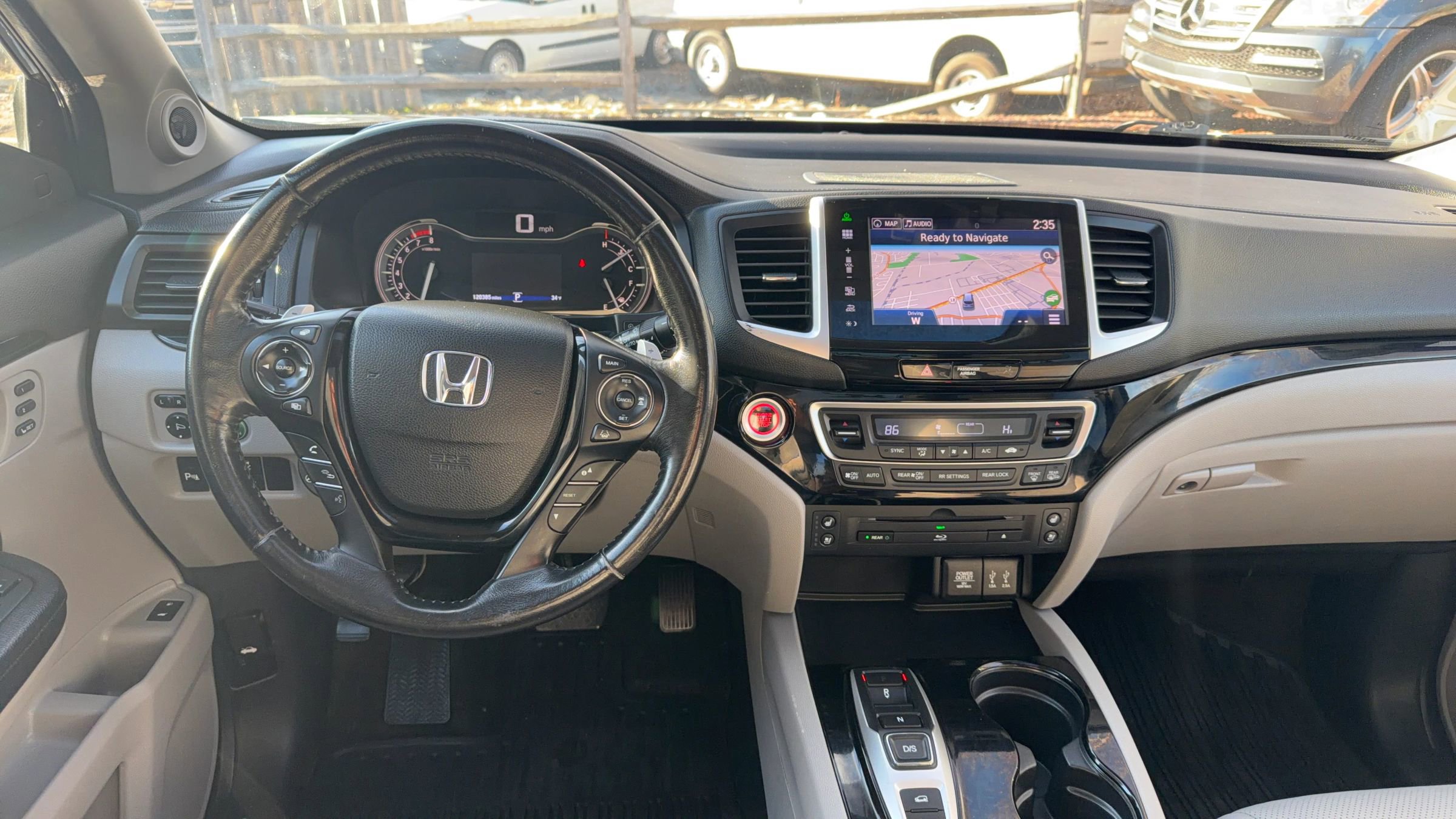 Used 2016 Honda Pilot Elite image 10