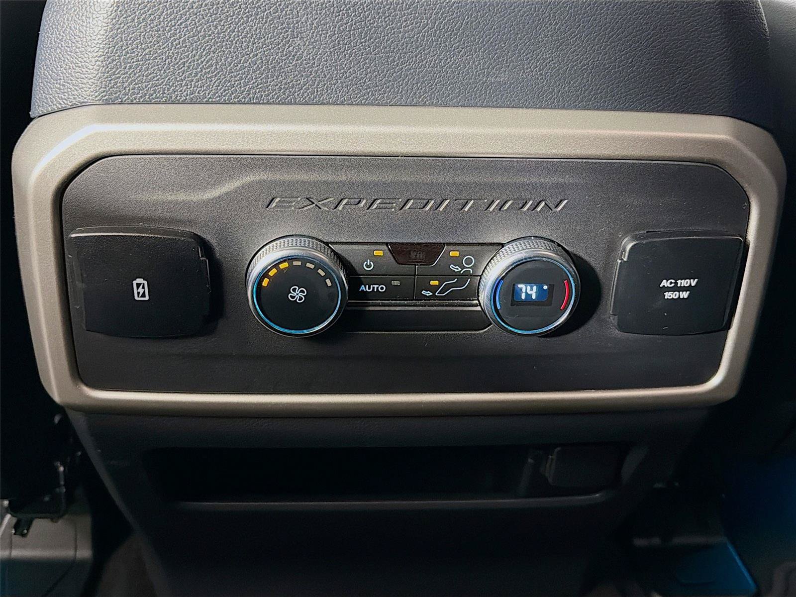 Used 2024 Ford Expedition Max XLT AWD/4WD image 29