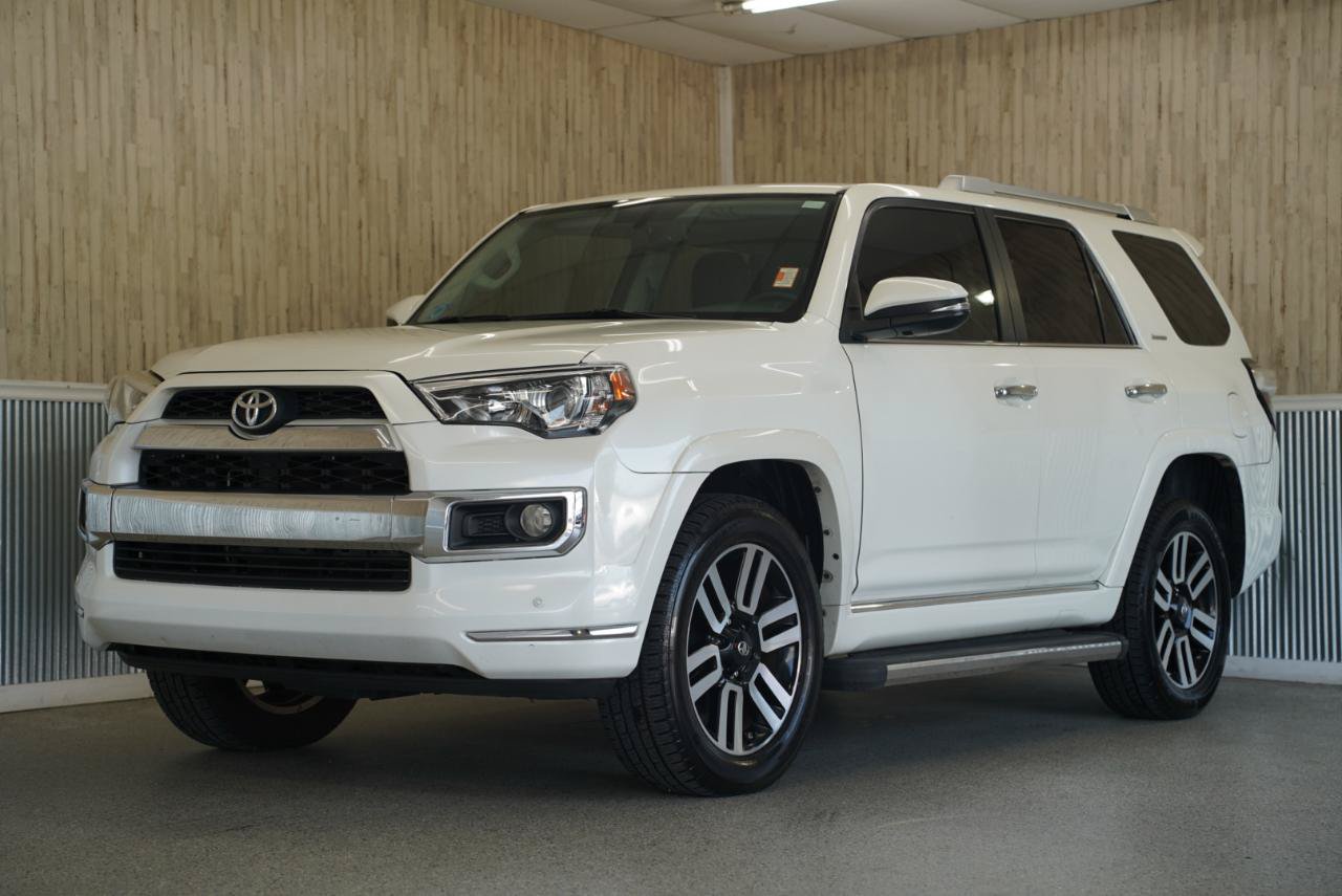 Used 2016 Toyota 4Runner Limited AWD/4WD image 4
