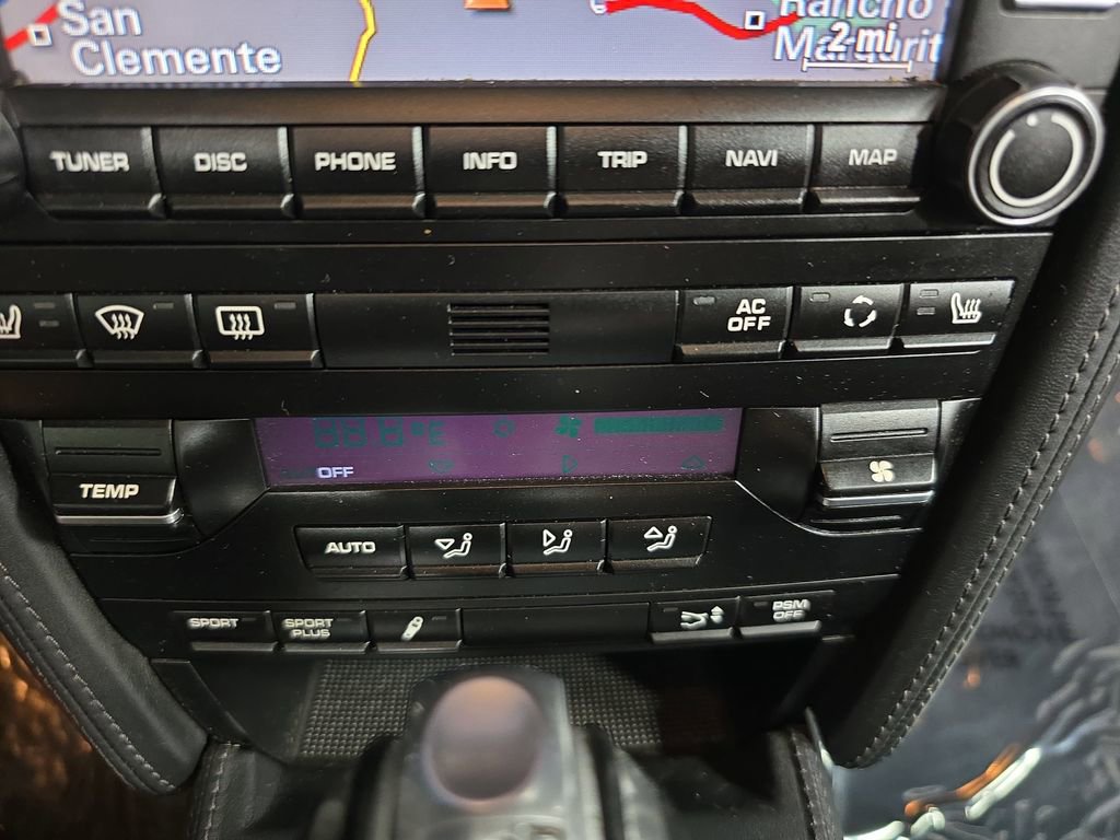 Used 2011 Porsche 911 Turbo S image 19