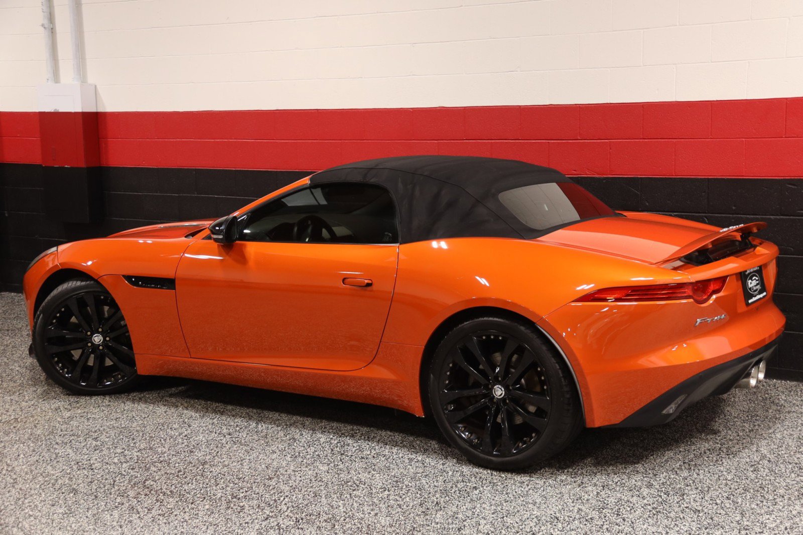 Used 2014 Jaguar F-TYPE Convertible image 25