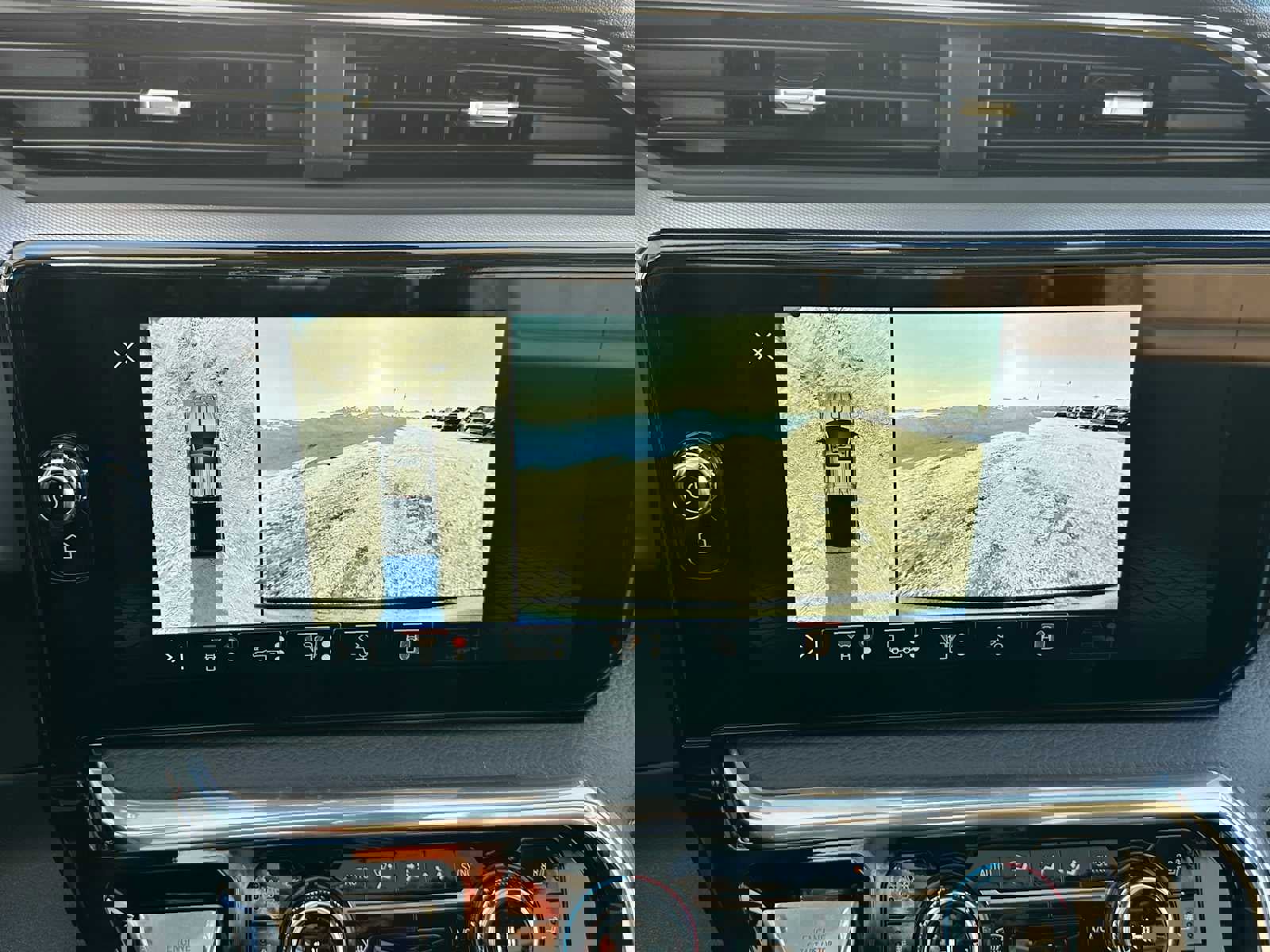 New 2026 GMC Sierra 2500 Denali w/ Denali Reserve Package image 29