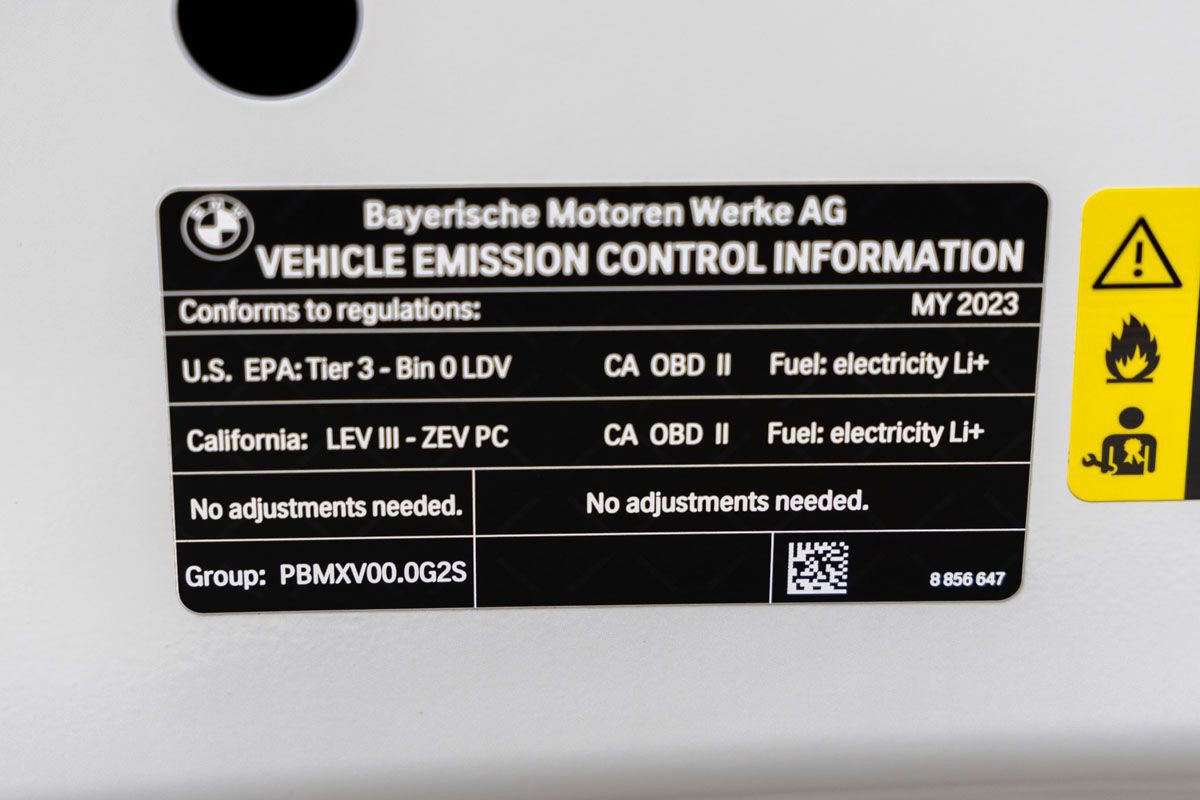 Certified 2023 BMW i4 eDrive35 w/ Premium Package image 34