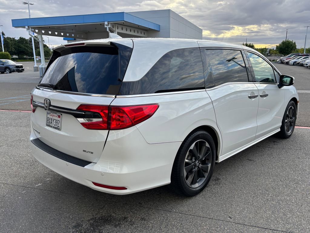 Used 2022 Honda Odyssey Elite image 5