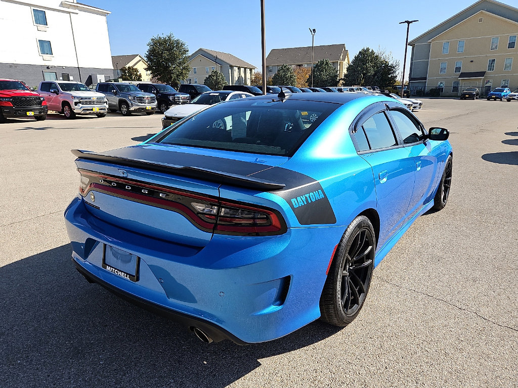Used 2023 Dodge Charger Scat Pack w/ Daytona Edition Group image 5