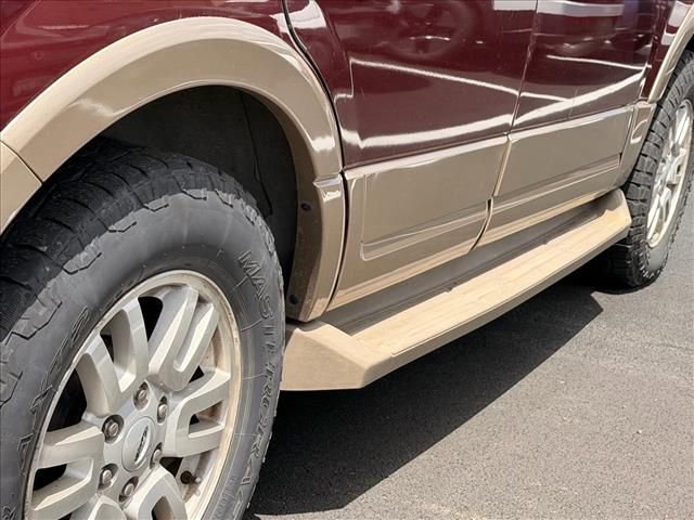 Used 2012 Ford Expedition XLT AWD/4WD image 15