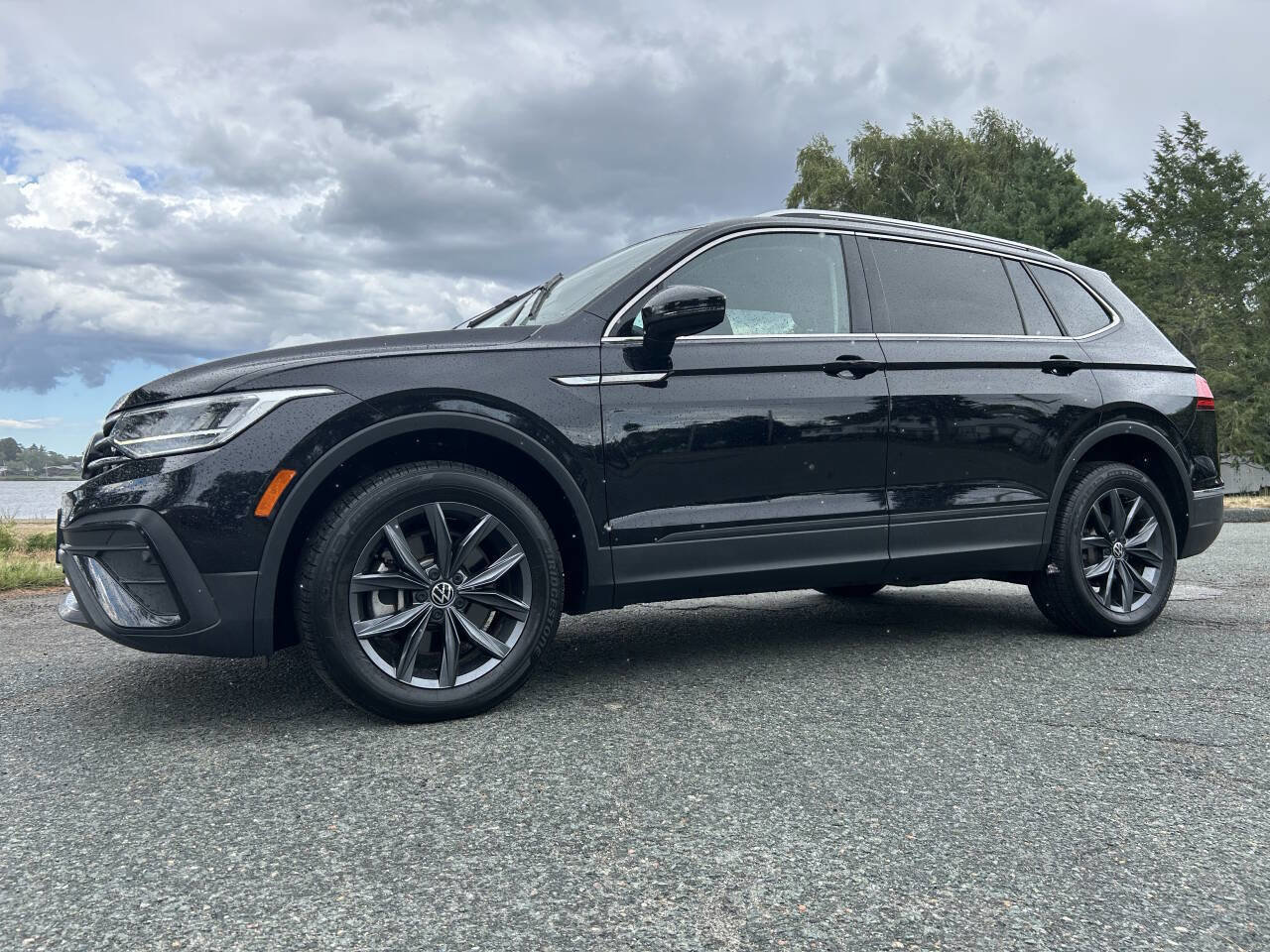 Used 2022 Volkswagen Tiguan SE image 18