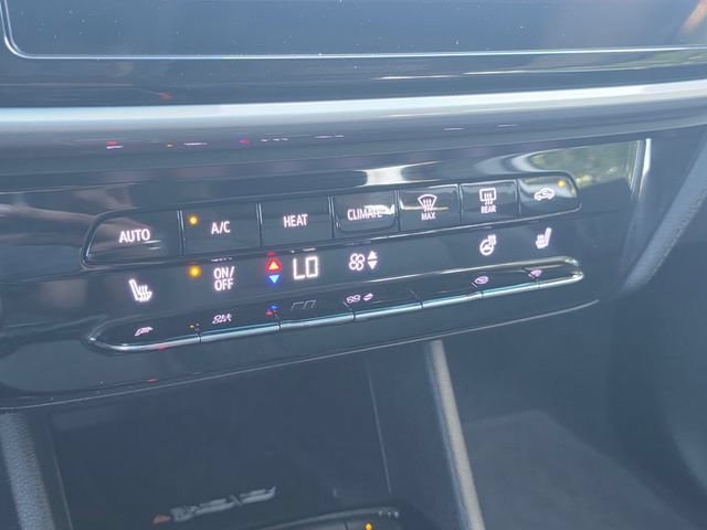 Certified 2023 Chevrolet Bolt LT w/ Infotainment Package FWD image 25