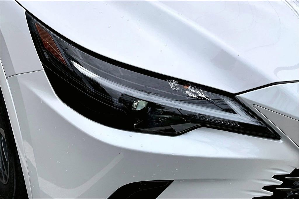 Used 2024 Lexus RX 350 FWD image 32