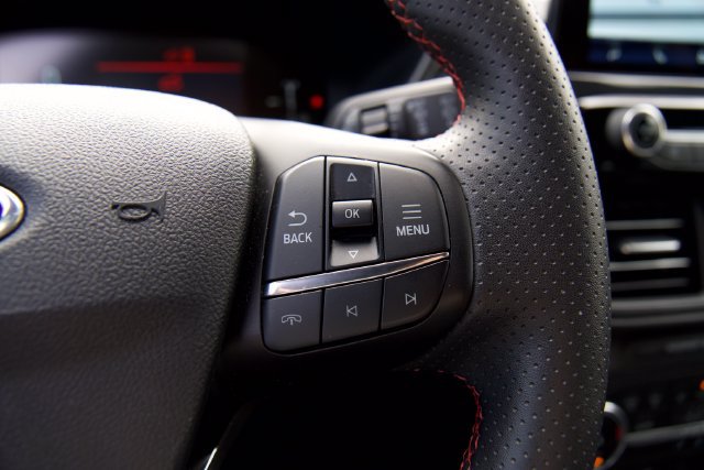 Certified 2025 Ford Escape ST-Line FWD image 20