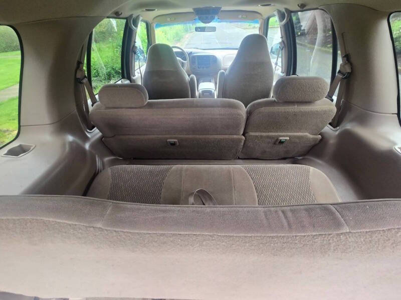 Used 1998 Ford Expedition XLT AWD/4WD image 20
