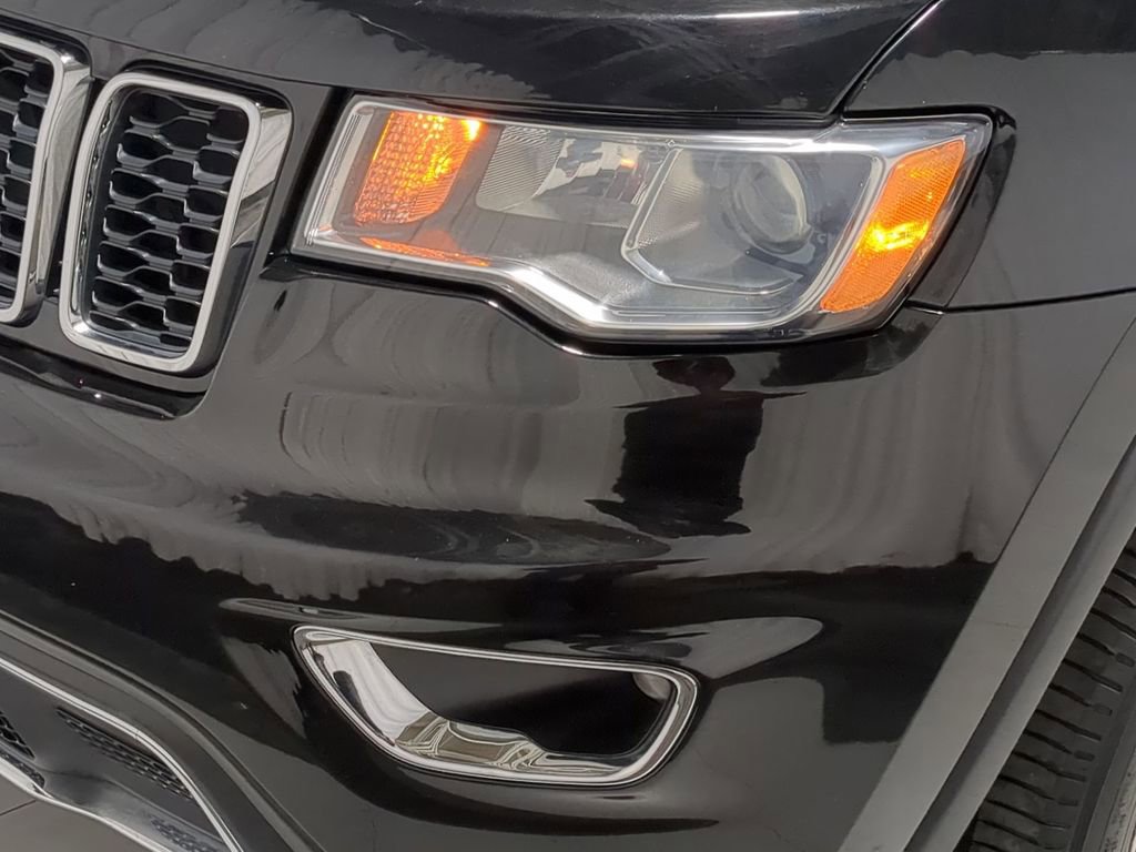Used 2020 Jeep Grand Cherokee Limited AWD/4WD image 22