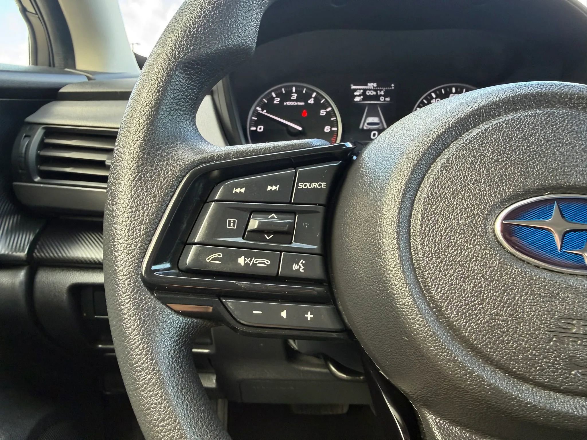 Used 2024 Subaru Crosstrek 2.0i Premium image 30