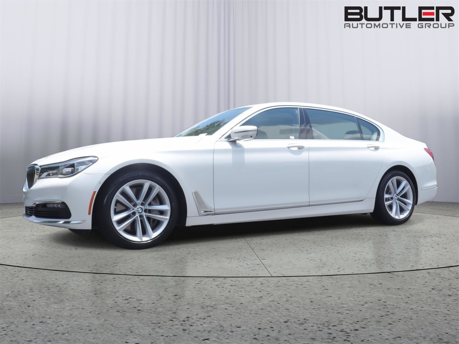 Used 2018 BMW 750i RWD image 41