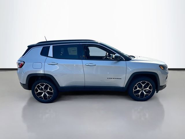 New 2026 Jeep Compass Limited image 5