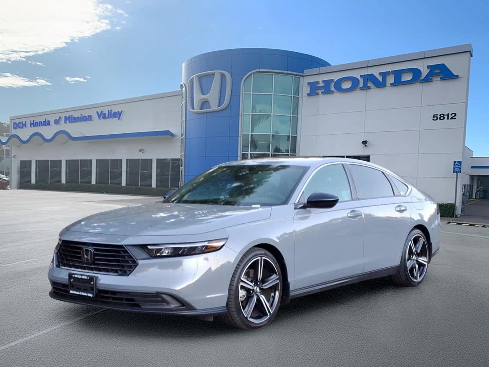 Used 2024 Honda Accord Sport image 1