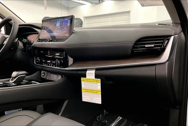 New 2025 Nissan Rogue Platinum image 34