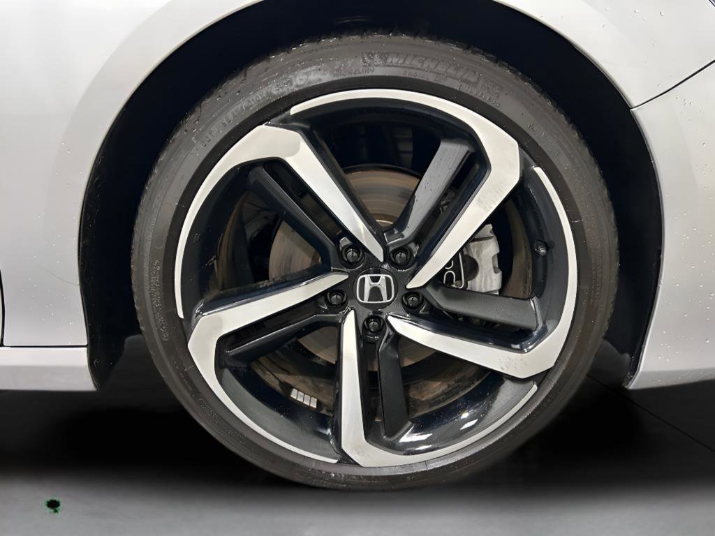 Used 2022 Honda Accord Sport image 11